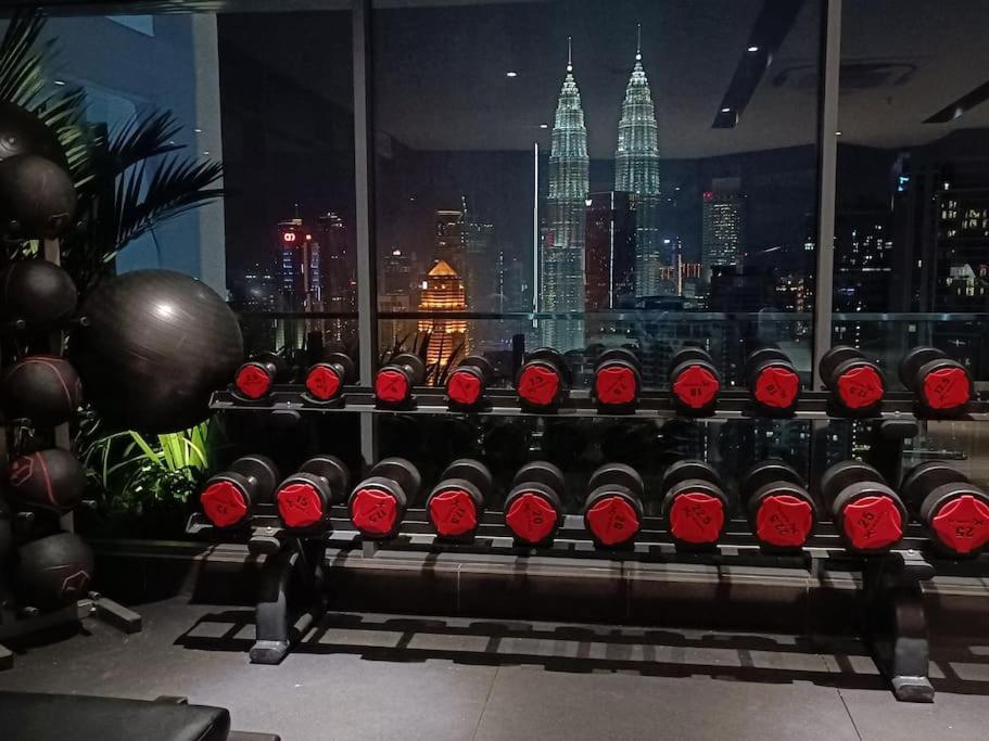 Col 171b Klcc Balcony View & Infinity Pool Kuala Lumpur
